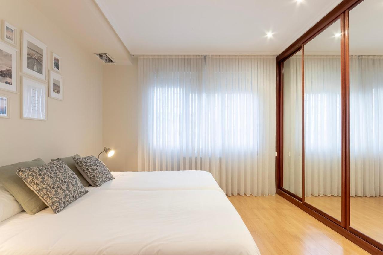 Akomodat En Apartamento En El Centro De Bilbao Con Parking Dış mekan fotoğraf